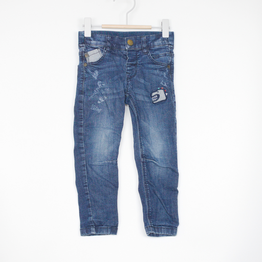2-3Y
Dino Badge Jeans