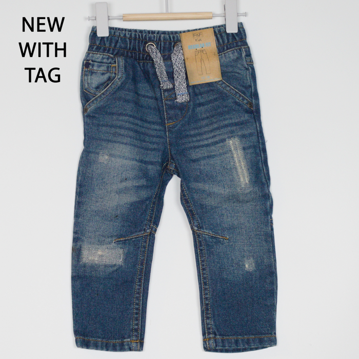 12-18M
Regular Fit Jeans