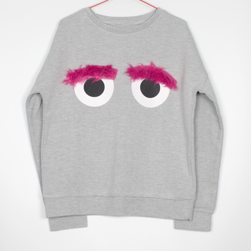 10-11Y
Eyes Sweater