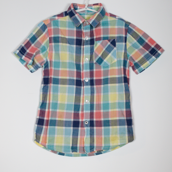 7Y
Colour Shirt
