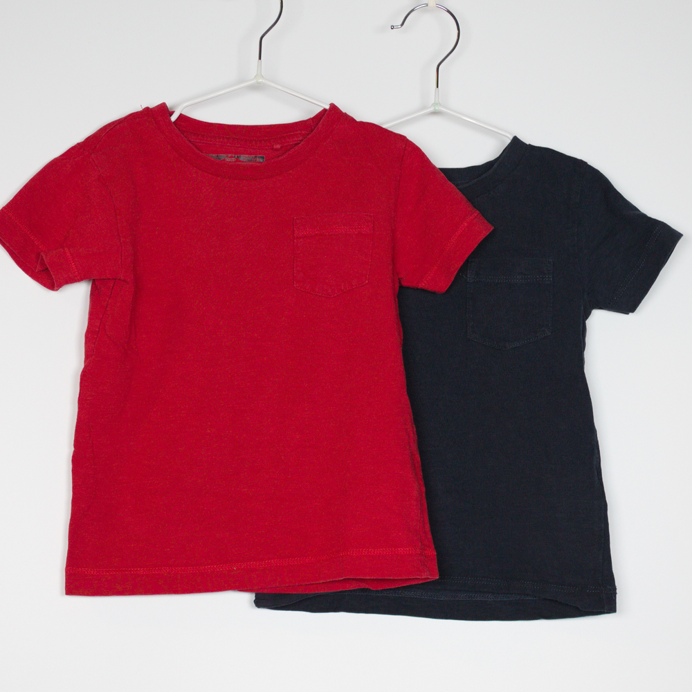 12-18M
2 Organic Cotton Tees