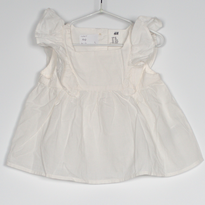 4-6M
White Ruffle Top
