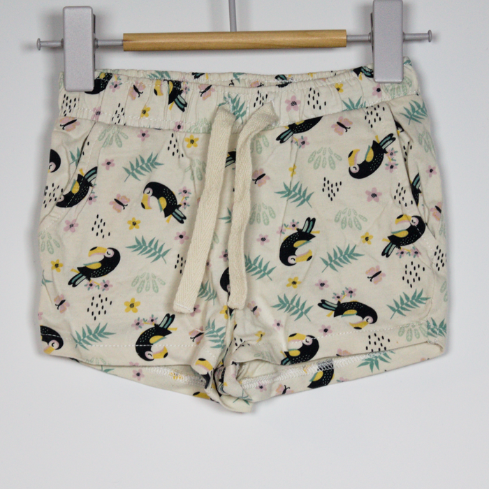 9-12M
Tucan Shorts
