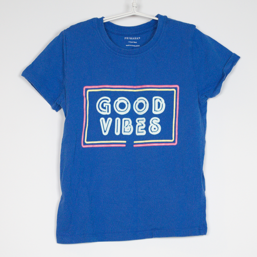 4-5Y
2 x Slogan Tees