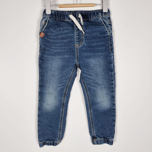 2-3Y
Pull on Jeans