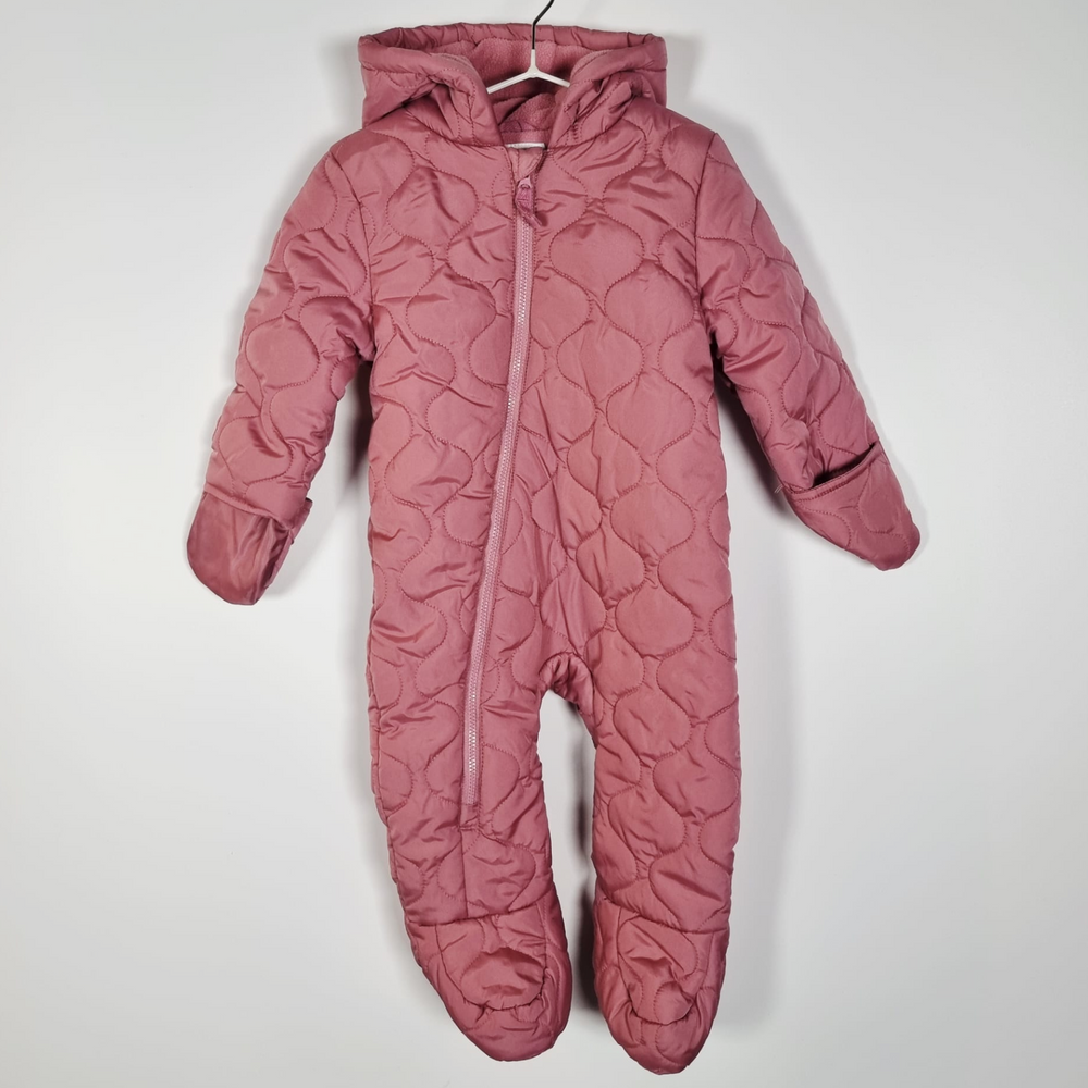 6-9M
Pink Quilted Pramsuit