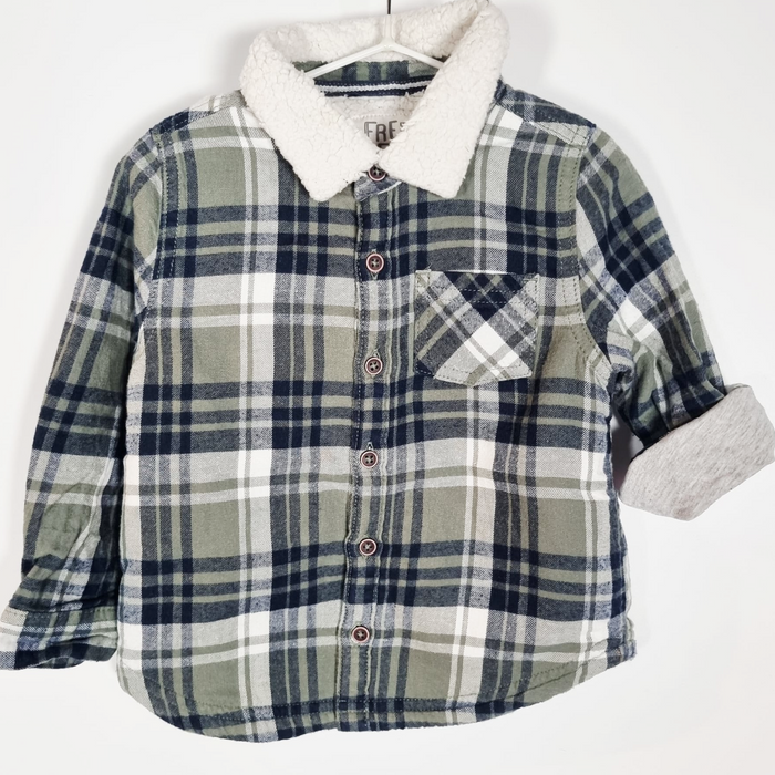 18-23M
Fleece Collar Shirt
