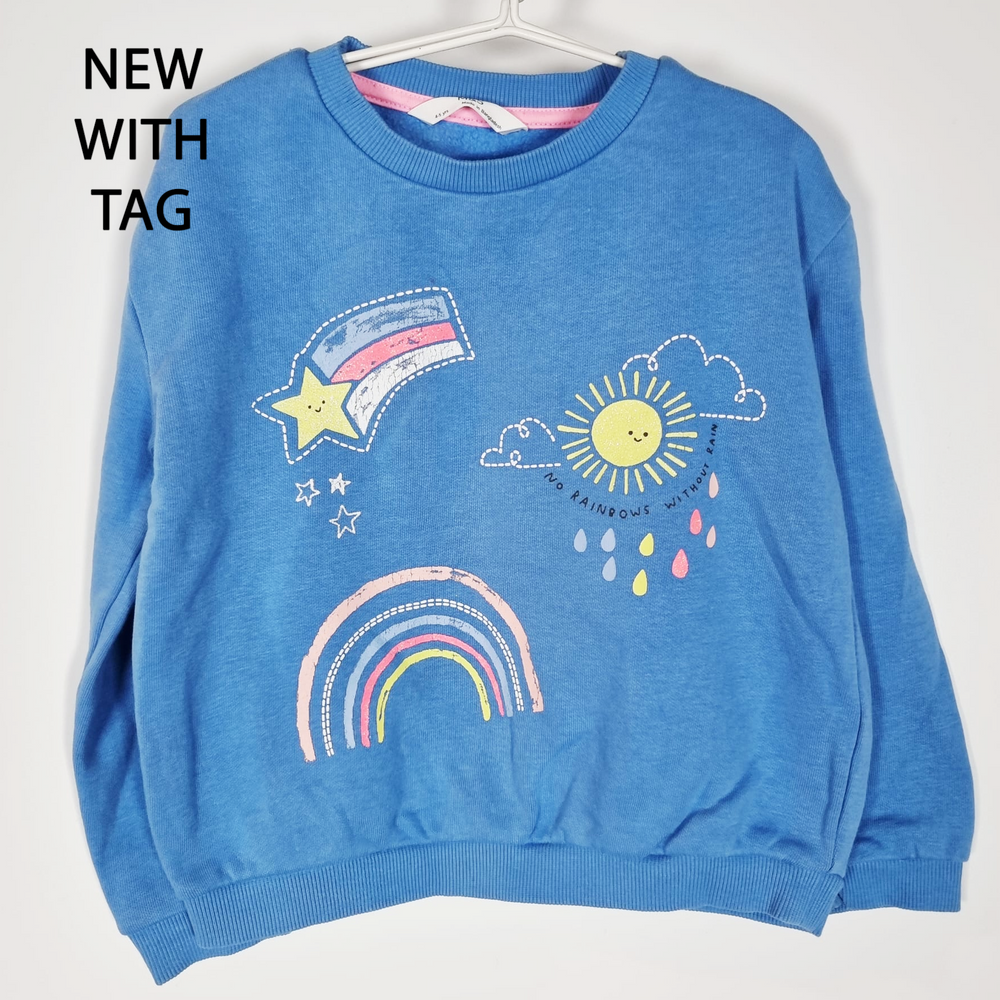 4-5Y
Rainbow Sweater