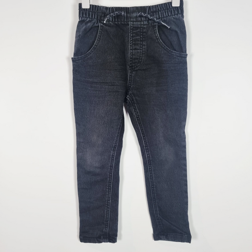 2-3Y
Black Pull Up Jeans