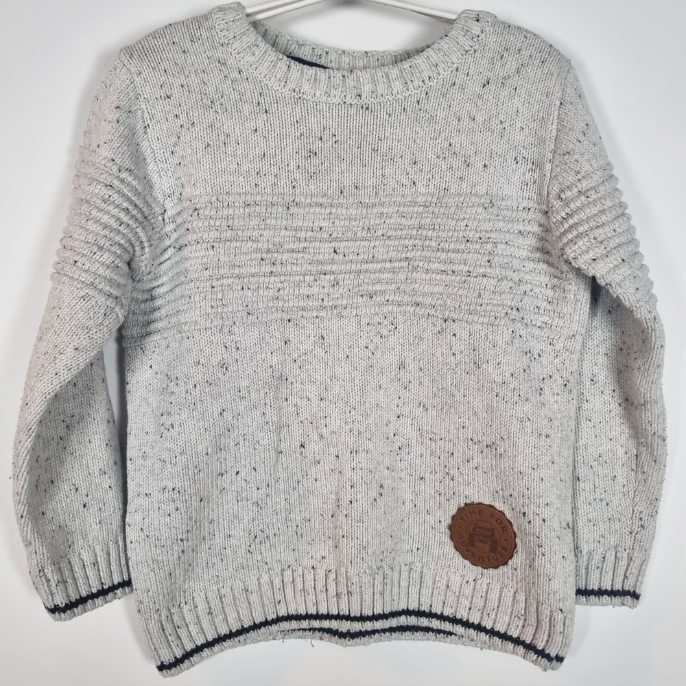 3-4Y
Grey Adventure Sweater