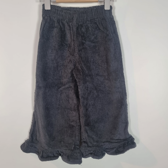18-23M
Grey Corduroy Pants