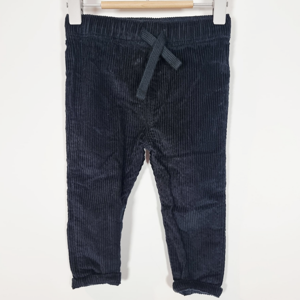 6-9M
Navy Corduroy Pants