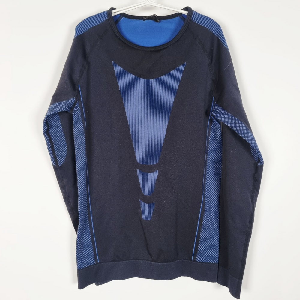 10-12Y
Black Base Layer