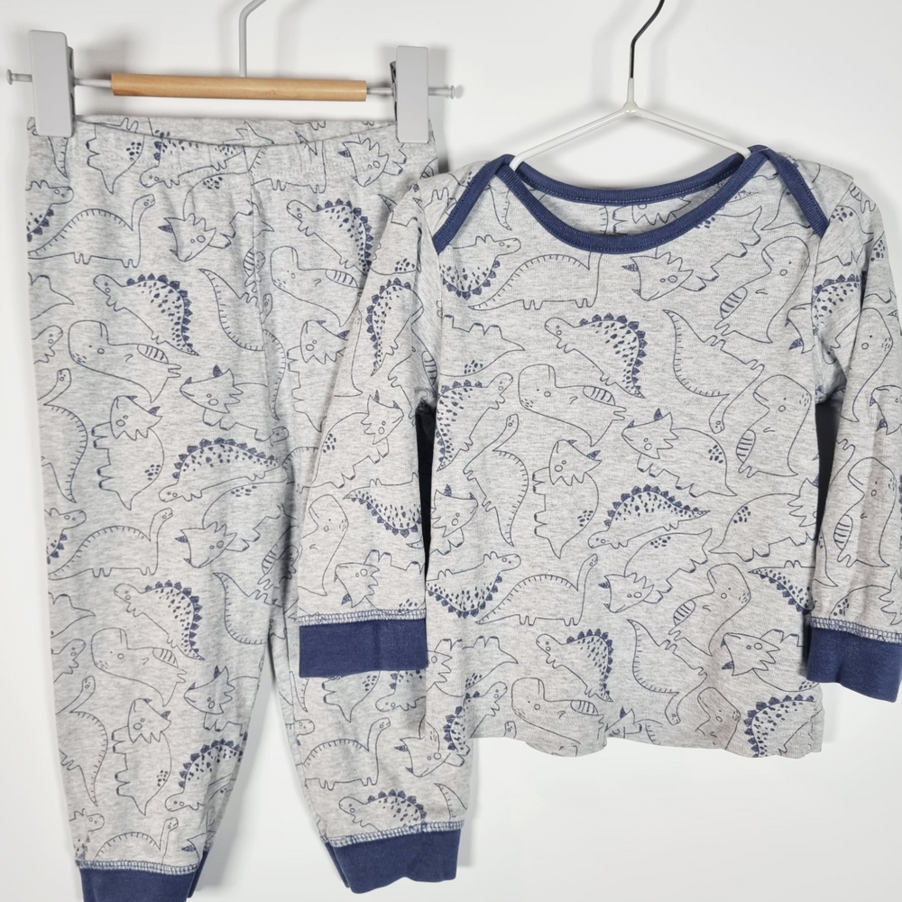 12-18M
Dinosaur Pyjamas