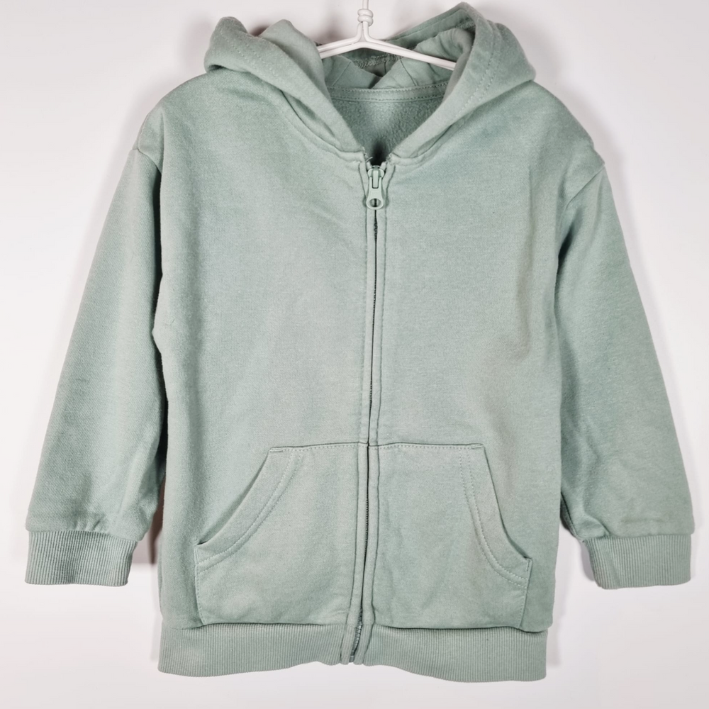 4-5Y
Green Hoodie