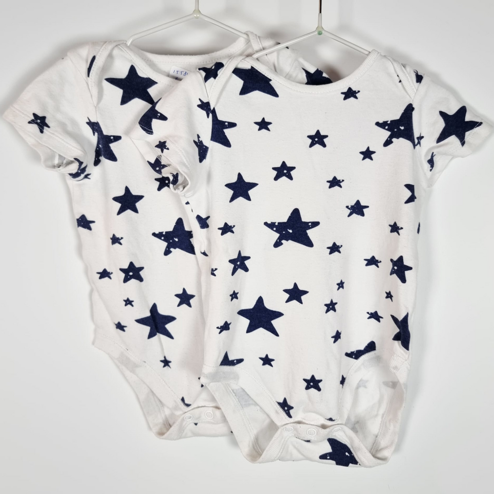 12-18M
Stars Bodysuit x 2
