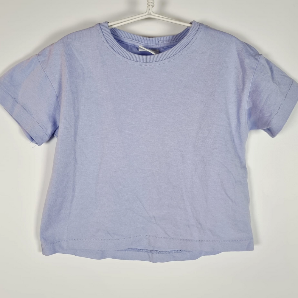 2Y
Lilac Tee