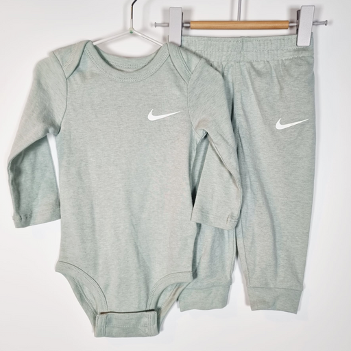 9M
Nike Set