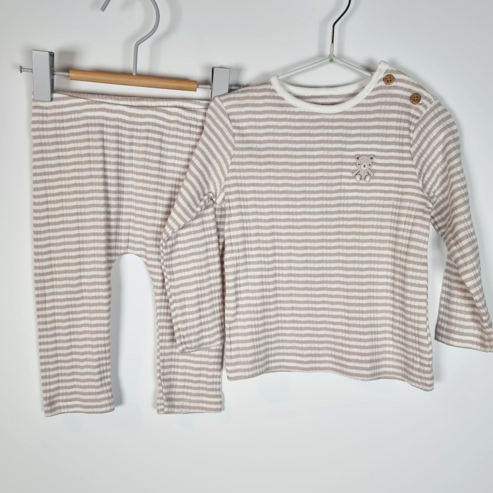 6-9M
Teddy Ribbed Set