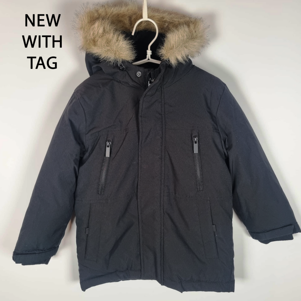 5-6Y
Black Winter Jacket