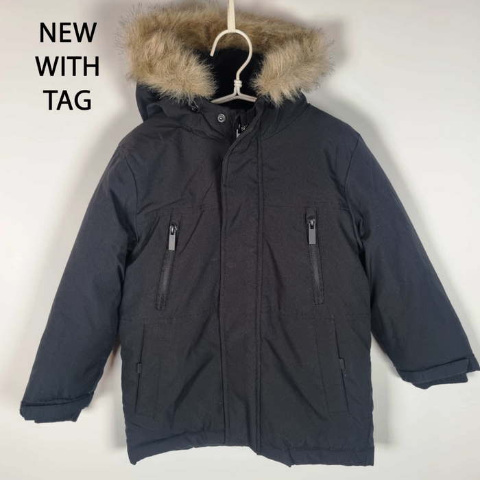 5-6Y
Black Winter Jacket