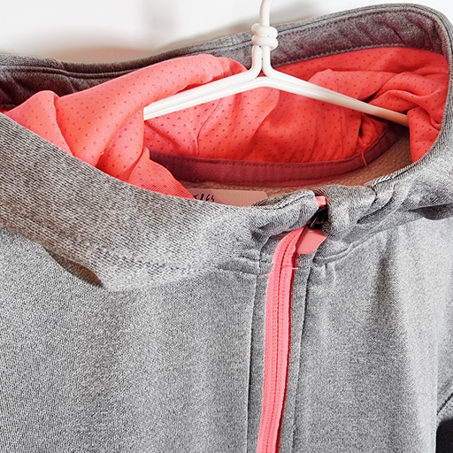 9-10Y
Grey/Pink Hoodie