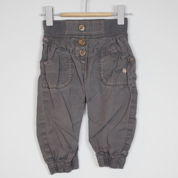6-9M
Grey Pants